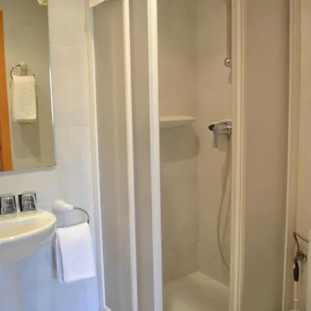 招待所 巴提斯旅馆 菲格拉斯